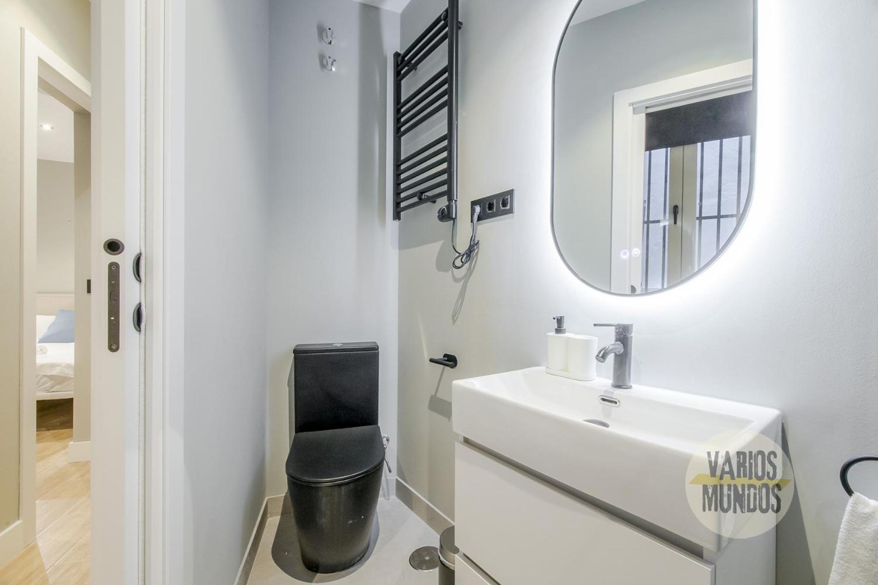 Urban And Central Apt 5Pax En Calle Silva-Gran Via E2 マドリード エクステリア 写真
